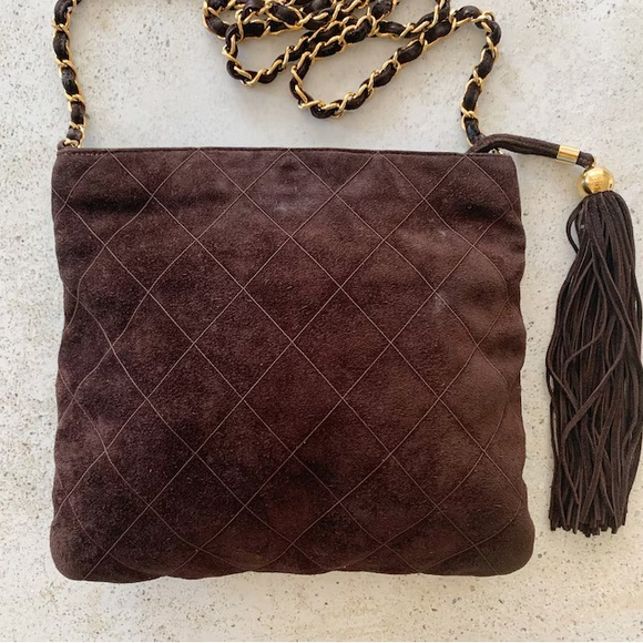 Vintage CHANEL Suede Quilted Purse Shoulder Bag - Picture 3 of 10